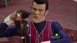 Robbie-Rotten-lazytown-39900226-500-281.jpg