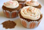 delicious-cupcake-recipes-pumpkin-toppers.jpg